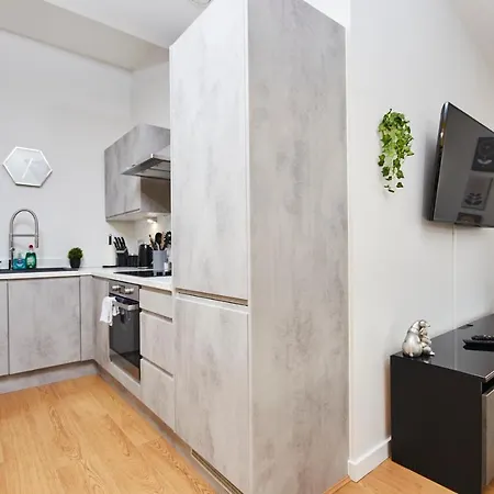 Penthouse Near Leeds City Centre * Leeds (West Yorkshire)